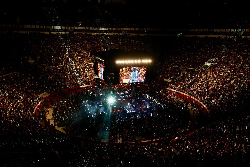 CHRISTIAN NODAL HACE HISTORIA EN LA MONUMENTAL PLAZA DE TOROS MÉXICO